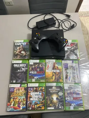 Xbox 360 com 10 jogos originais acompanha dois controles e um Kinect Xbox bloqueado