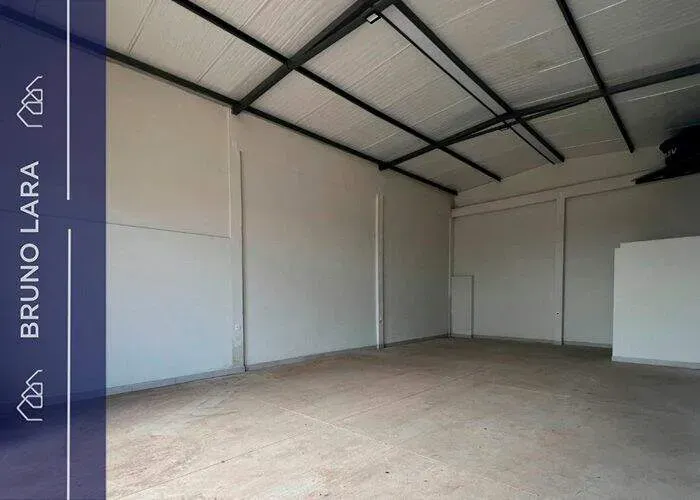 Loja disponível para locação no Bairro Fernão Dias - Igarapé/MG.