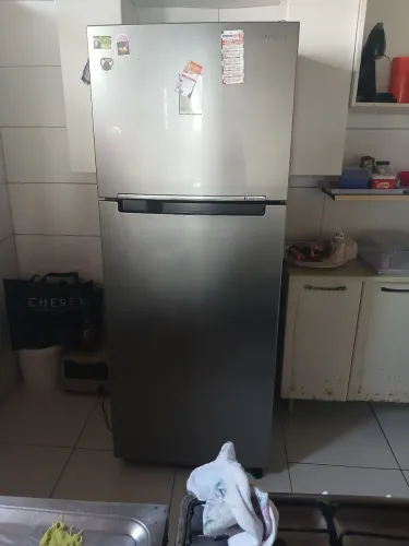 Vendo geladeira Samsung 
