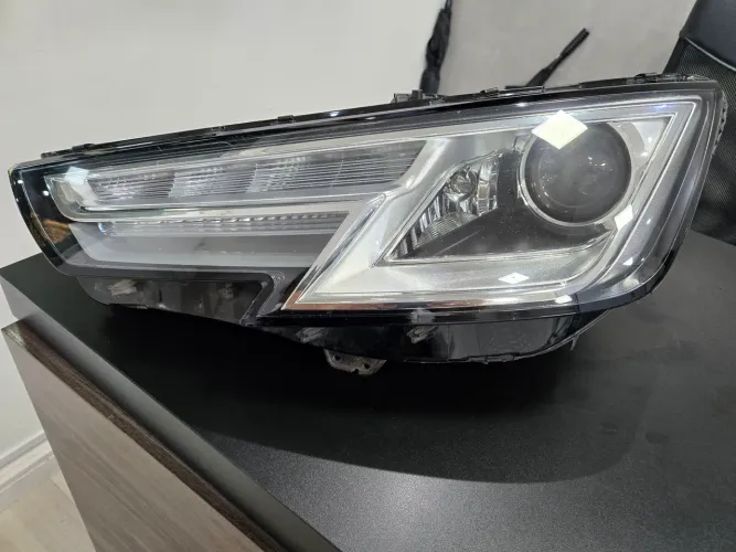 Farol Xénon Audi A4 2016 Lado Esquerdo/motorista