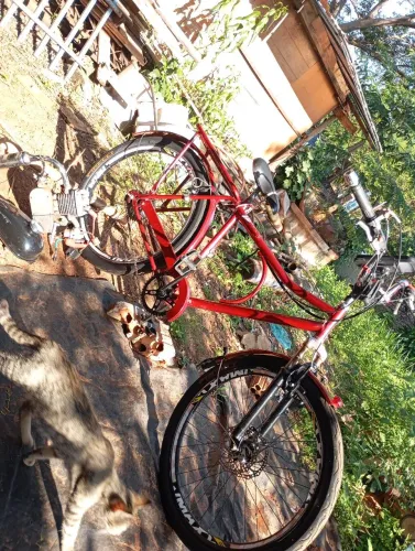 Vendo Bicicleta Monark Montadinha Aro 26 e motor 80cc