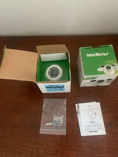 Vendo Duas Câmeras Intelbras Dome 3120