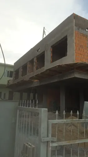 Pedreiro de reboco fachada e em geral levante de tijolo e bloco