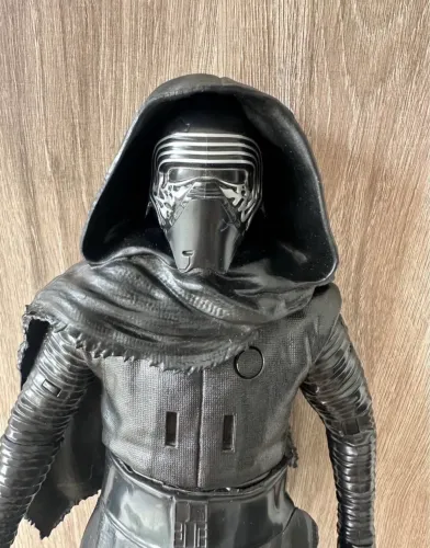 Raro Boneco Kylo Ren Star Wars Disney Store - eletrônico e articulado Campinas-sp