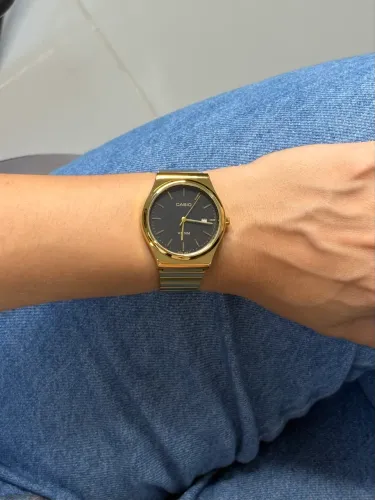 Relógio Casio Dourado