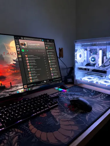 Pc gamer full white 