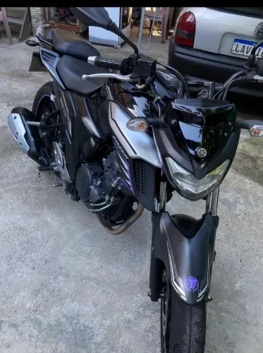FAZER 250 MODELO 2021 EDICAO MARVEL