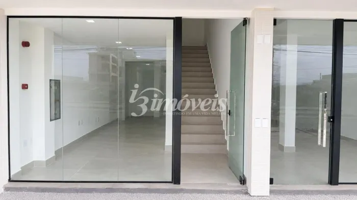 Loja/Sala Comercial para Locação Anual na Praia Brava Itajaí SC