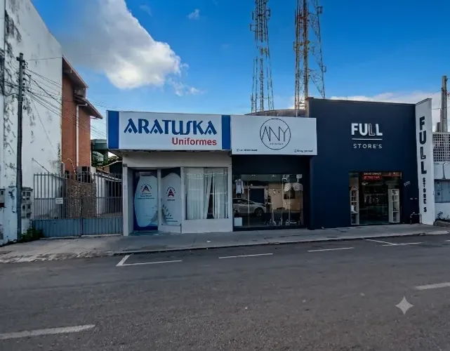 Terreno de 750m² no centro comercial!