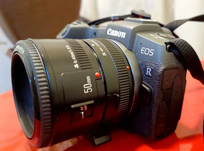 Canon RP+ Adaptador + Lente 50mm
