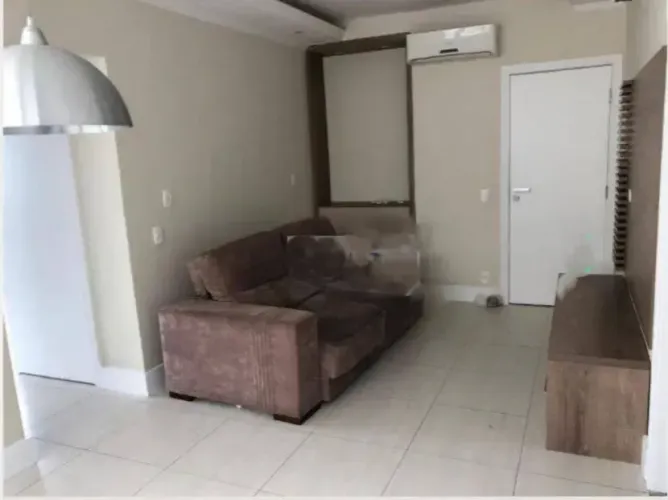 Apartamento 2 quartos REFORMADO com vaga em Copacabana - Posto 5