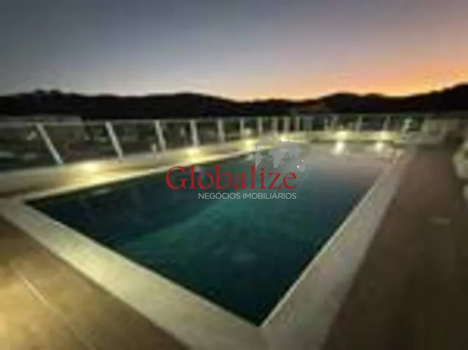 Apartamento de 2 quartos, sendo 1 suíte, à venda no Marapé, Santos. 60 m², varanda, 1 vaga