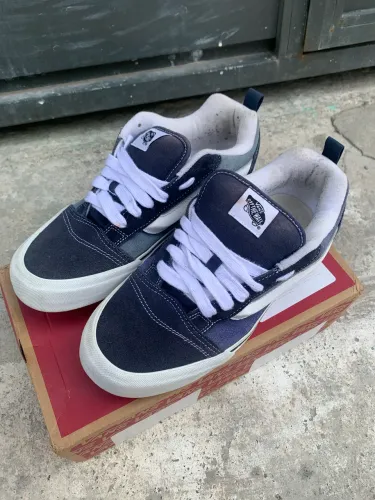 Vans Knu skool original
