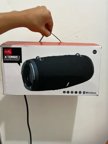 VENDE-SE CAIXA DE SOM PARECIDA COM A JBL XTREME 3