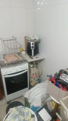 Vendo, cama solteiro, fogão, Airfryer, pia com gabinete cozinha
