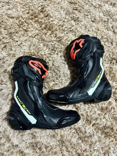 Bota Alpinestars Supertech R - Preto - Tamanho 40 EUR / 6.5 US
