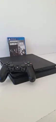 PS4 Slim 1TB + Jogo