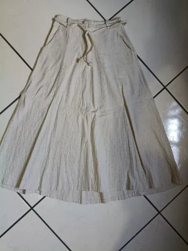 Vendo saia de linho