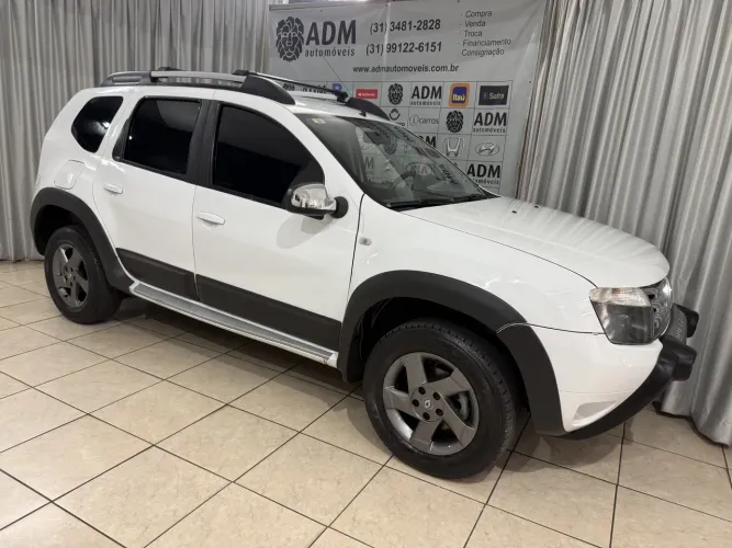 Renault Duster Dynamique 2.0 Hi-flex 16V Aut. 2013