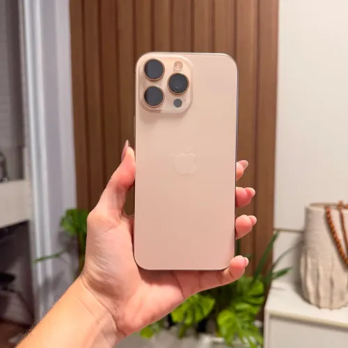IPHONE 16 pro max última unidade