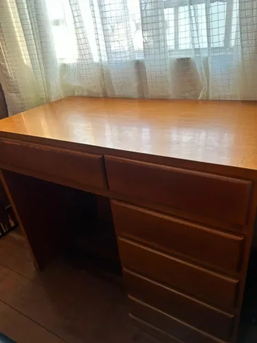 Mesa de Escritório em Madeira Maciça - Excelente Estado