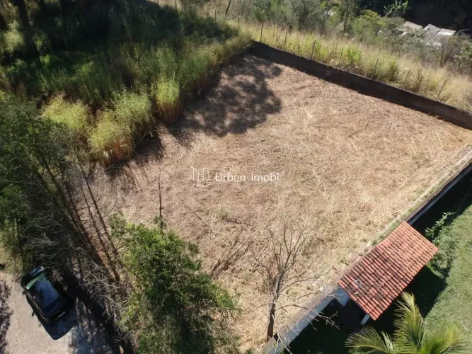 Terreno plano á venda no Santa Rosa Barra Mansa 332m2