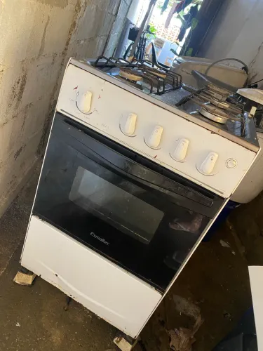 Vendo ou Troco Fogão Esmaltec 4 Bocas - Tudo Funcionando! 