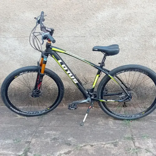 BICICLETA LOTUS SHIMANO ARO 29