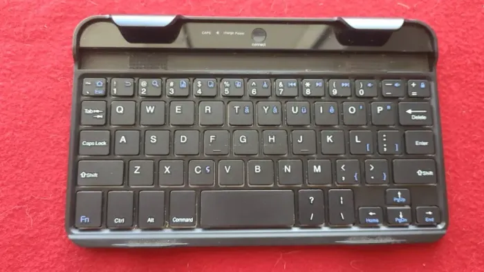 Teclado Bluetooth DL Portatil Recarregável Preto usado