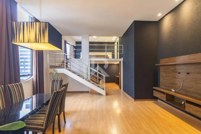Loft duplex 1 suíte 80 m² - Champagnat Curitiba/PR