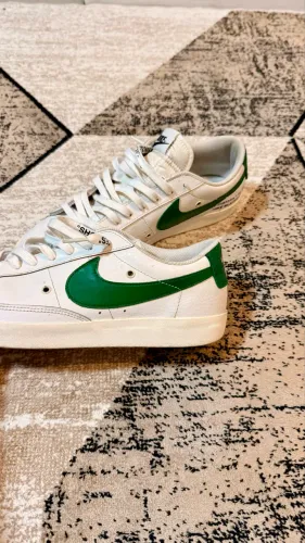 Tênis blazer customizado