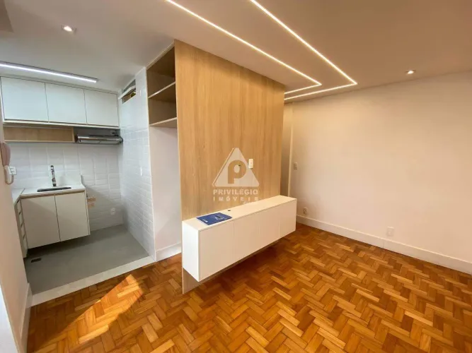 Apartamento 1 Quarto e Sala Reformado na Glória