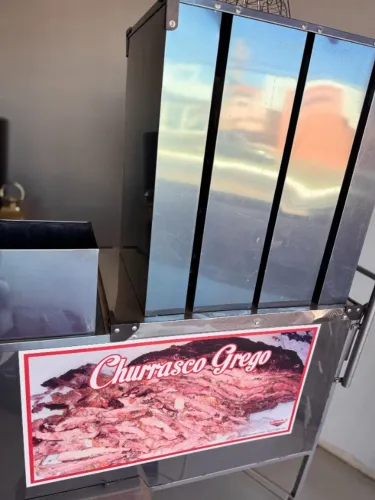 MAQUINA DE CHURRASCO GREGO MARCA CEFAZ/RETIRADA NO LOCAL
