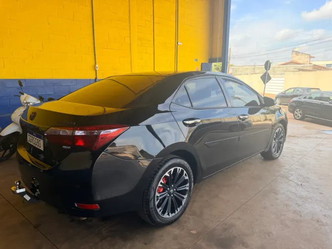 Toyota Corolla GLI 1.8 Flex 16V Aut. 2017