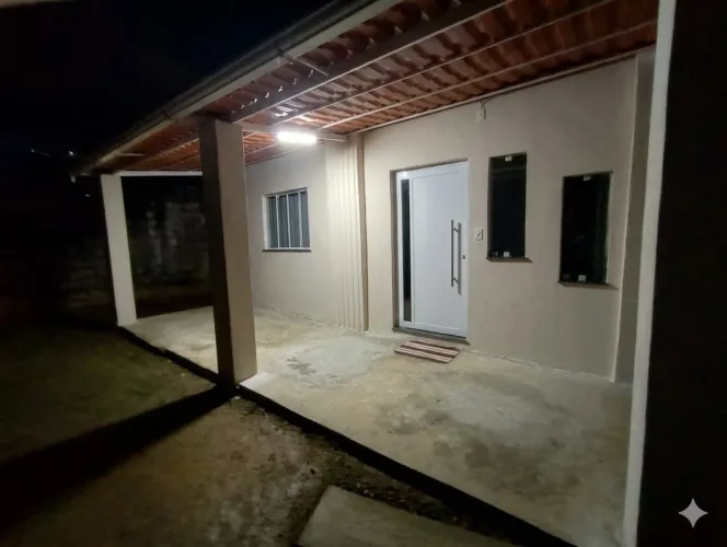 Aluga casa com 2 quartos