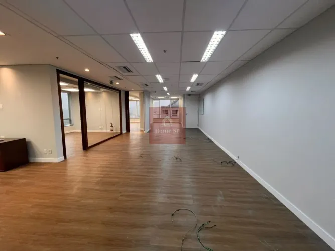 Conjunto Comercial para Locação no Itaim Bibi | 244 m² | 7 Vagas
