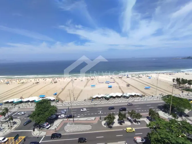 EXCELENTE APARTAMENTO FRENTE AO MAR