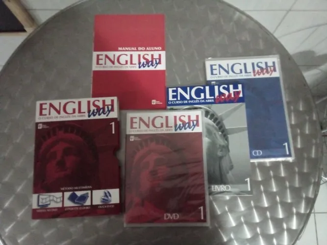 Coleção Idiomas Editora Abril Inglês  e  Espanhol. 