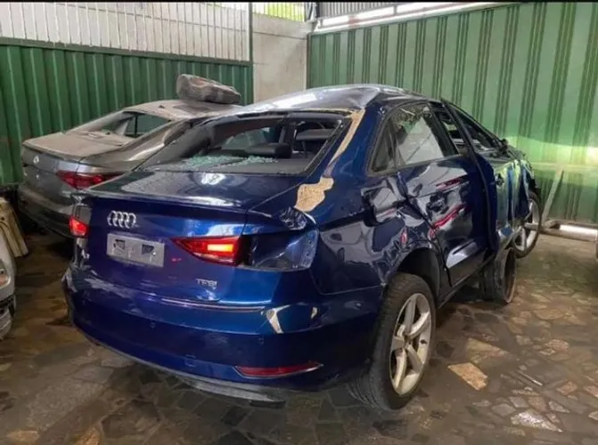 Audi A3 1.4 2019 Sedan Motor Retrovisor Farol Porta Airbag Capo Lanterna Sucata
