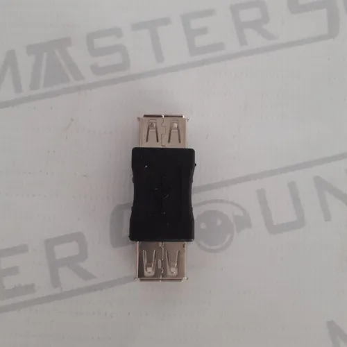 Adaptador USB femea mais femea. Novo.