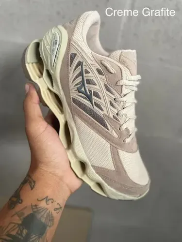 tenis mizuno beger evolução