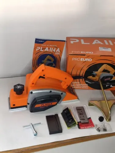 Plaina elétrica profissional 600w com assessorios 