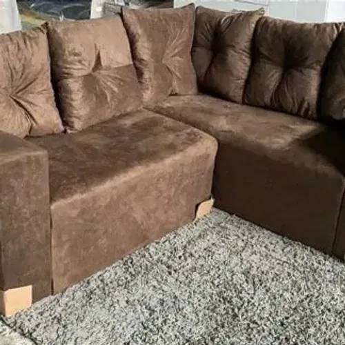 O sofa pop canto e fabricado com madeira de eucalipito  Espuma d 28  