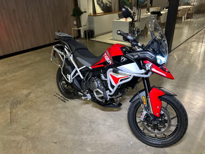 Triumph Tiger 900 GT ARAGON EDITION
