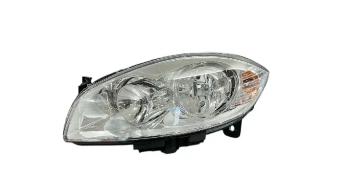 Farol Dianteiro Esquerdo Fiat Linea 2011 A 2014 Original 
