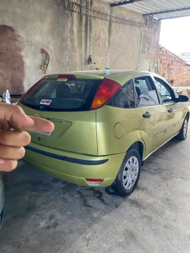 Ford Focus 1.6 S/se/se Plus Flex 8v/16v 5P 2004