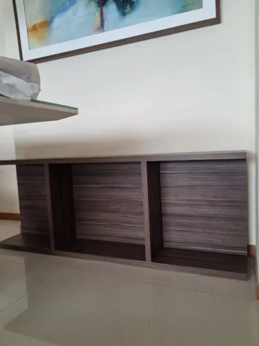 Aparador de sofá e painel para tv