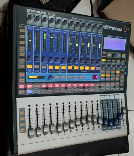 Mesa de Som Presonus Studiolive 16.0.2 usada Mixer Instrumentos Musicais