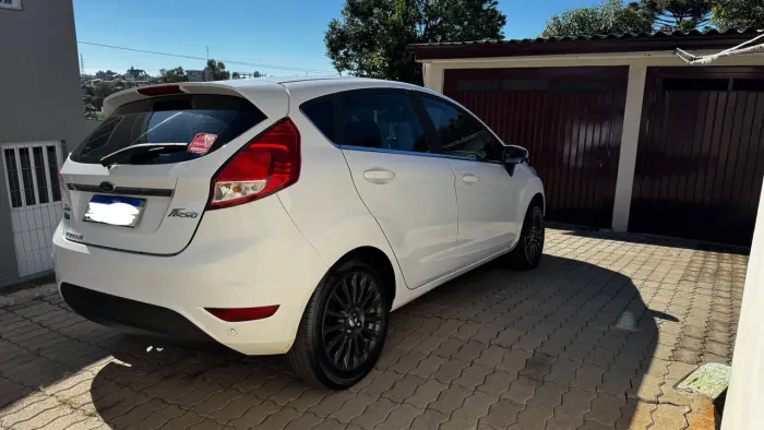 Ford Fiesta Tit./tit.plus 1.6 16V Flex Aut. 2014