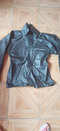 Kit Capa, Calça e Sapato para chuva